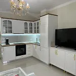 - Ana 2 格勒姆