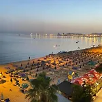 - Ana 2 * 格勒姆
